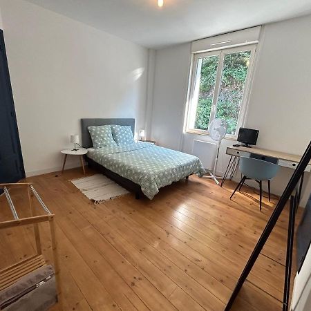 Appartement Confortable De 80M2 Centre Ville De Quimper & Parking Prive Екстер'єр фото
